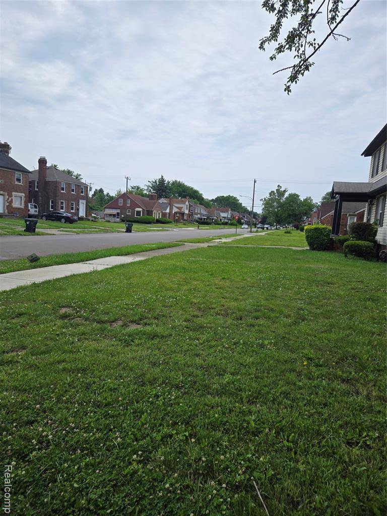 Detroit, MI 48213,14237 Rosemary Street