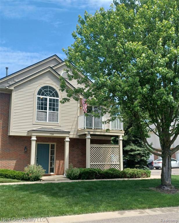 17200 Chesapeake Circle 17, Commerce Twp, MI 48390