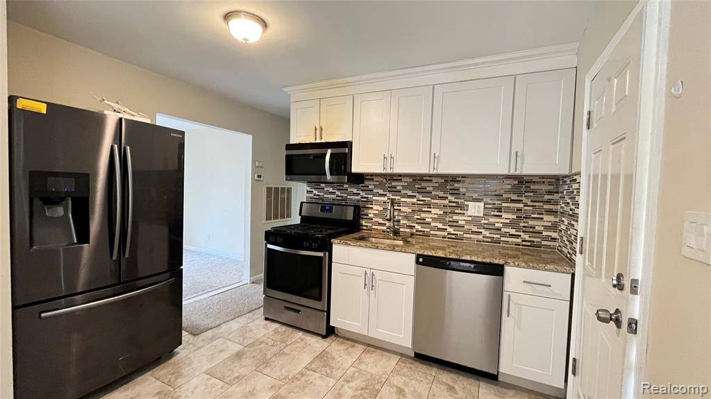 Madison Heights, MI 48071,27846 Hampden Street
