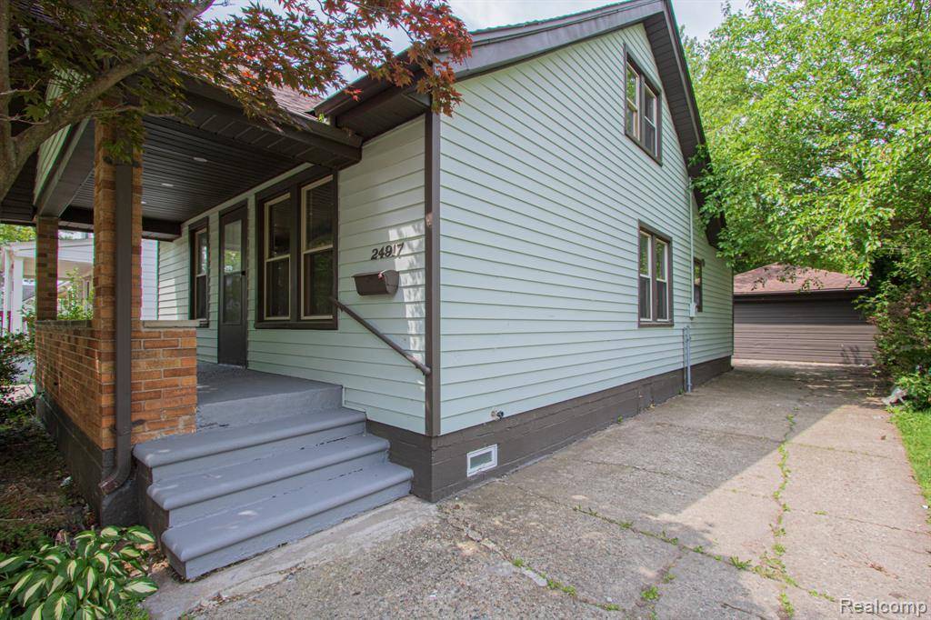 Eastpointe, MI 48021,24917 Dale Avenue