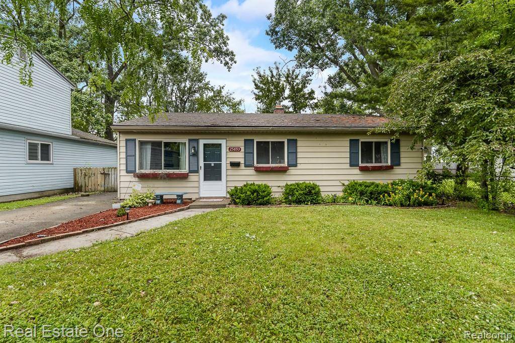 25893 Firwood Avenue, Warren, MI 48089