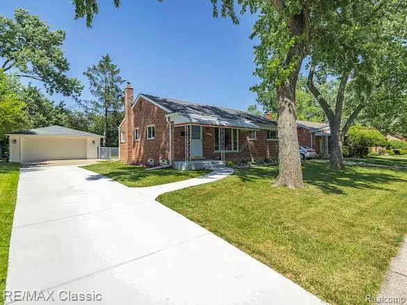 Farmington, MI 48336,32354 Leelane