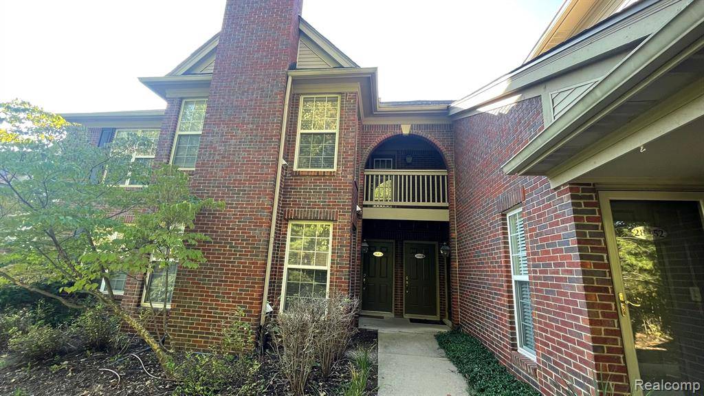 Novi, MI 48377,28460 CARLTON WAY Drive