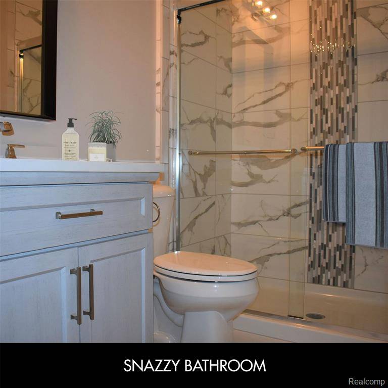 Rochester Hills, MI 48309,1352 Rochdale Ct.