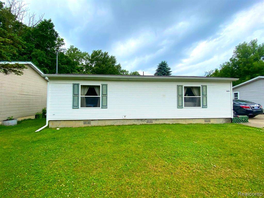 5424 Hughes Road, Lansing, MI 48911