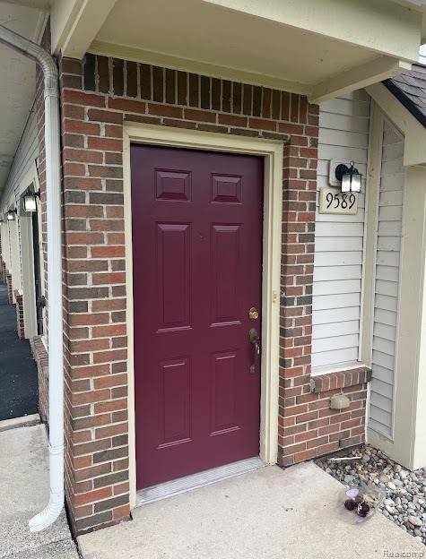 9589 Lakeside Drive, Ypsilanti, MI 48197