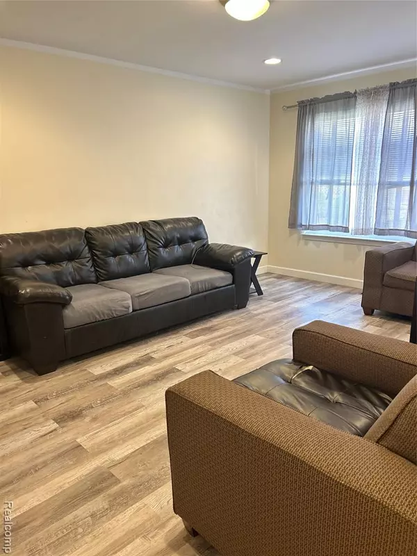 Clinton Twp, MI 48035,36014 Chapel Court