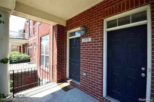Troy, MI 48084,1570 Devon Lane