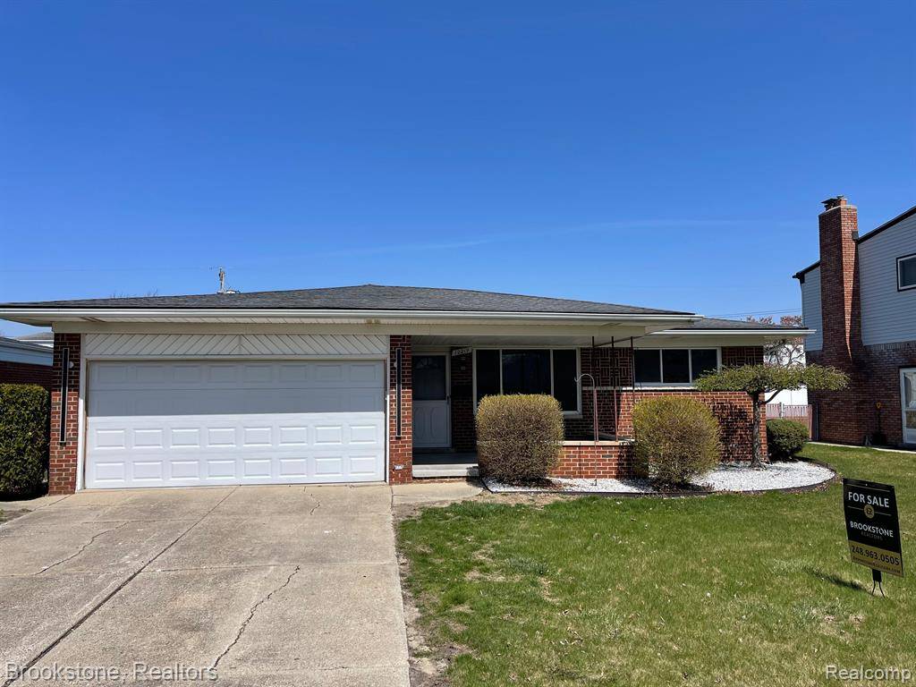 Sterling Heights, MI 48312,12219 CORVAIR Drive