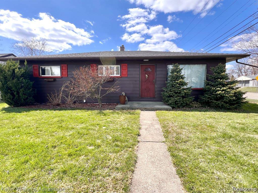 913 Cameron Avenue, Pontiac, MI 48340