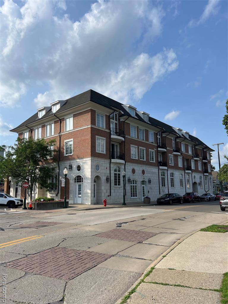 730 Penniman Avenue 203, Plymouth, MI 48170