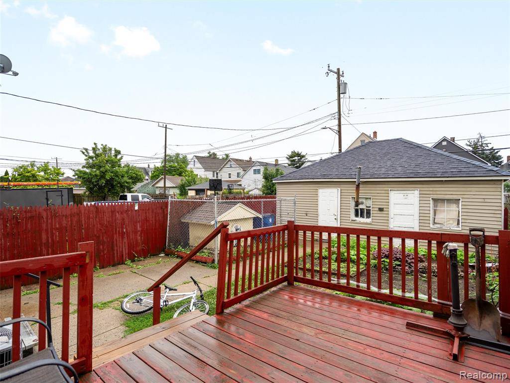 Hamtramck, MI 48212,11727 Fleming Street
