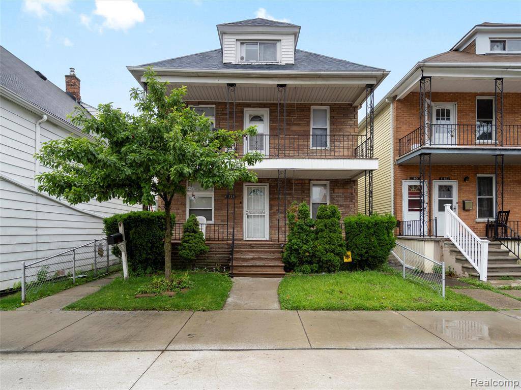 11727 Fleming Street, Hamtramck, MI 48212