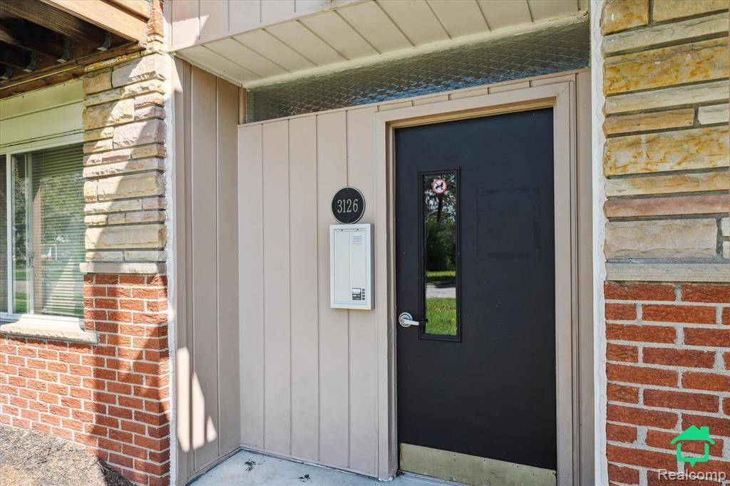 Royal Oak, MI 48073,3126 Linwood Avenue 16
