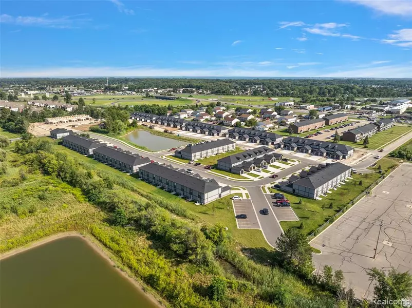 51394 Tides Drive, Chesterfield Twp, MI 48051