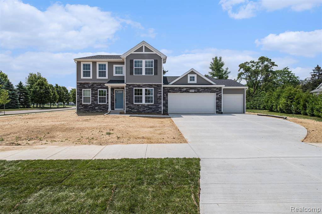 1013 Lancaster Street, Lapeer, MI 48446