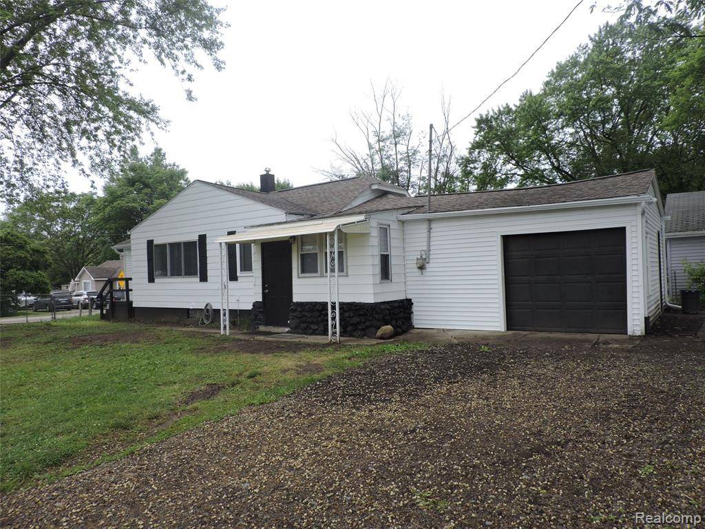 Flint, MI 48507,1096 W Buder Avenue