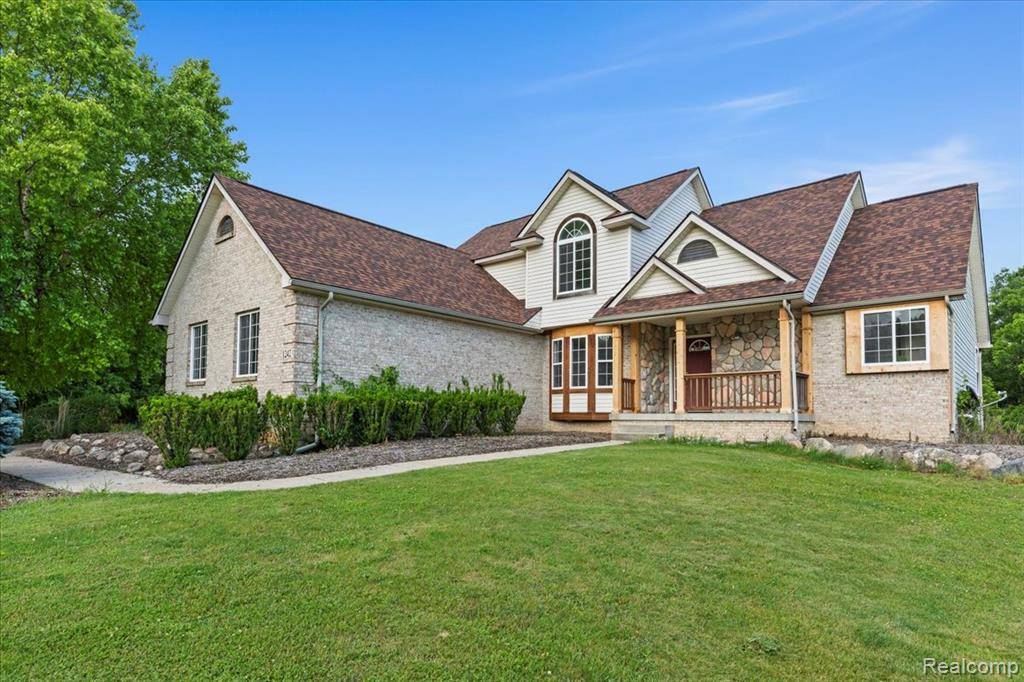 Oxford Twp, MI 48371,1242 Meadowbrook Court