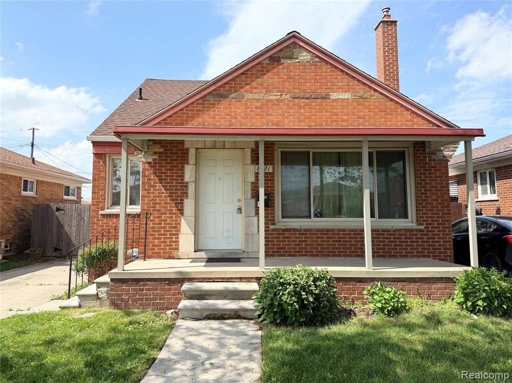 8121 Marian Street, Warren, MI 48093