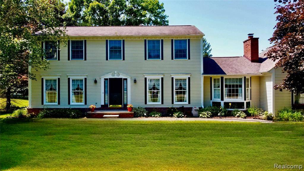 9276 Old Plank Lane, Brighton, MI 48114