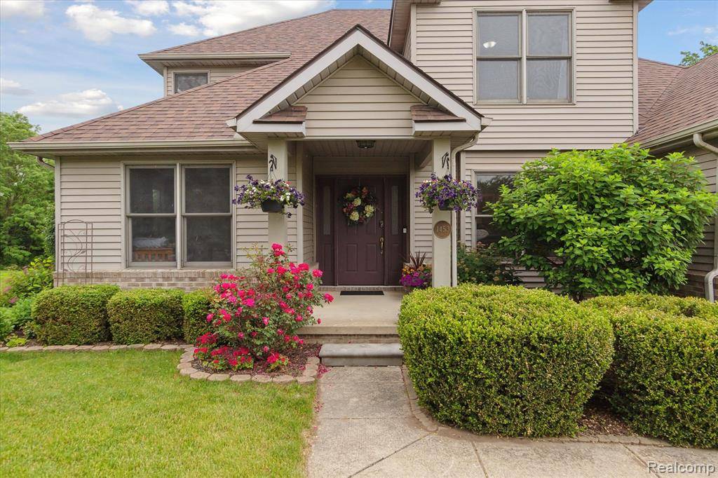 1453 Maplewood Drive, Saline, MI 48176