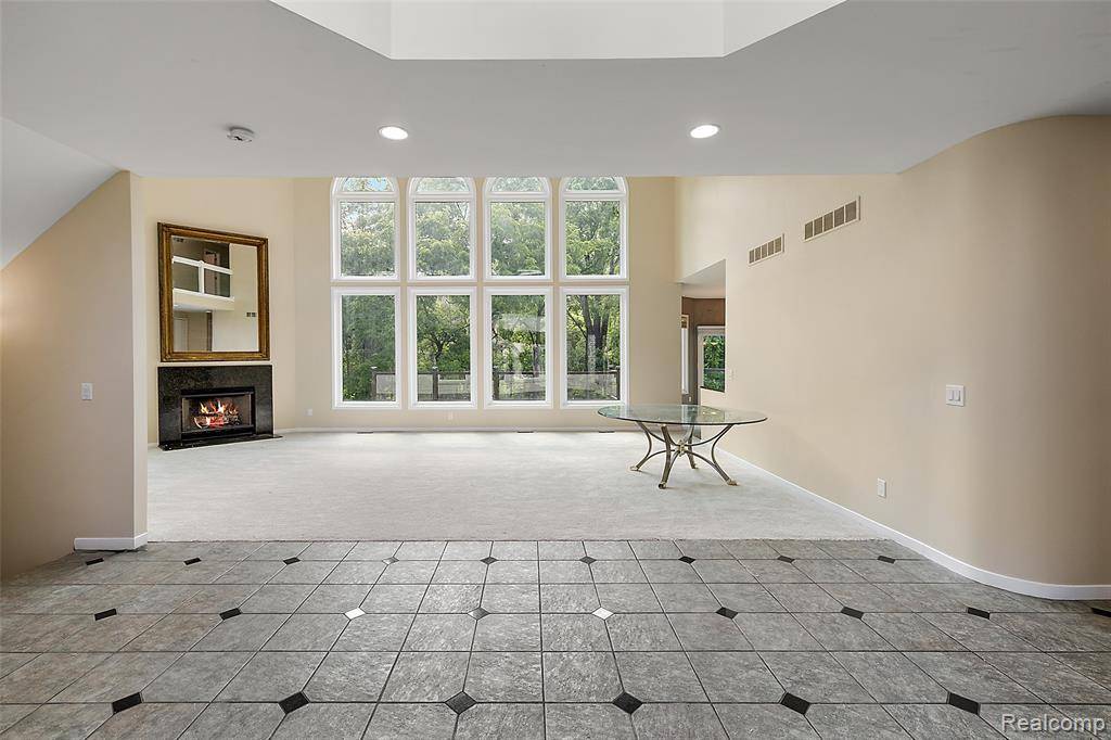 West Bloomfield Twp, MI 48322,6358 Golden Lane
