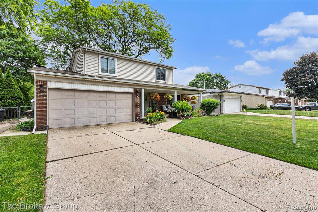 Sterling Heights, MI 48313,40456 Meade Point Drive
