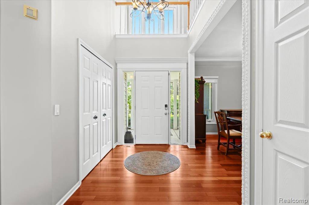Milford Twp, MI 48381,2304 Carriage Way