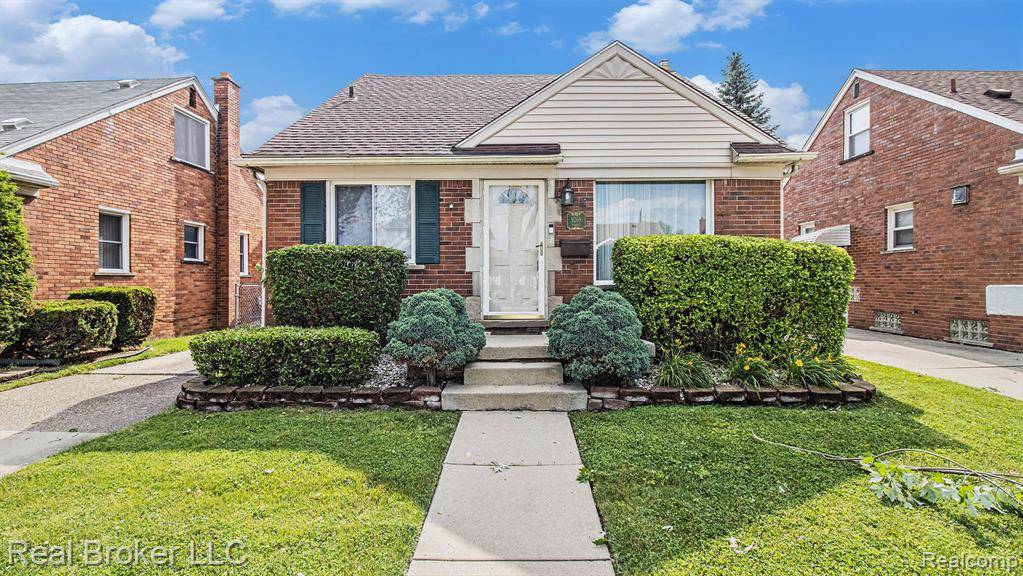 Allen Park, MI 48101,9269 Hubert Avenue