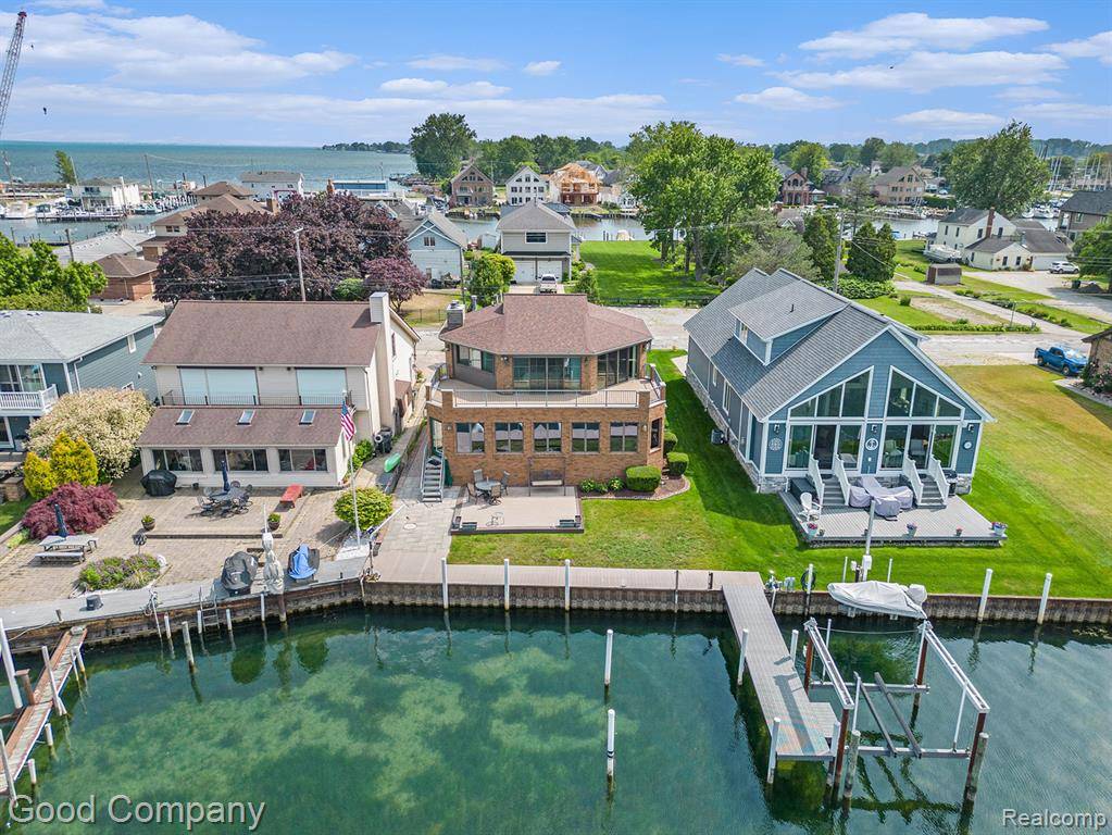 32315 N River Road, Harrison Twp, MI 48045