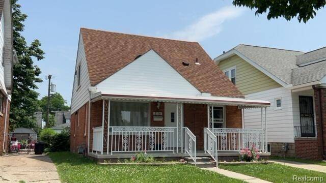 7114 BINGHAM Street, Dearborn, MI 48126