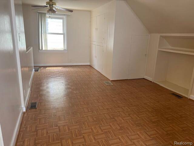Dearborn, MI 48126,7114 BINGHAM Street