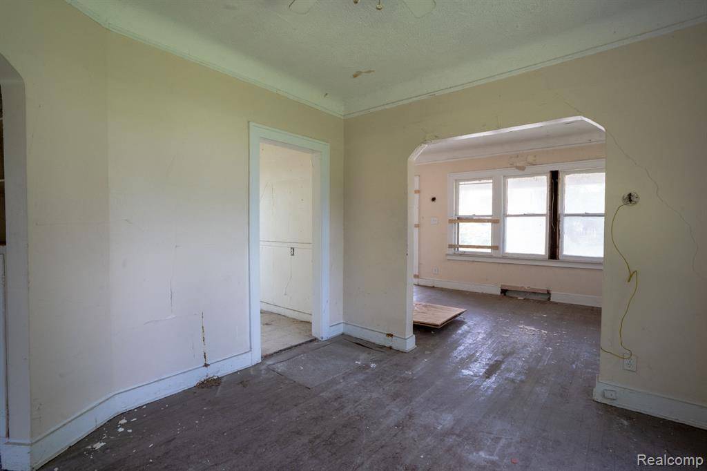 Detroit, MI 48221,16164 Turner Street