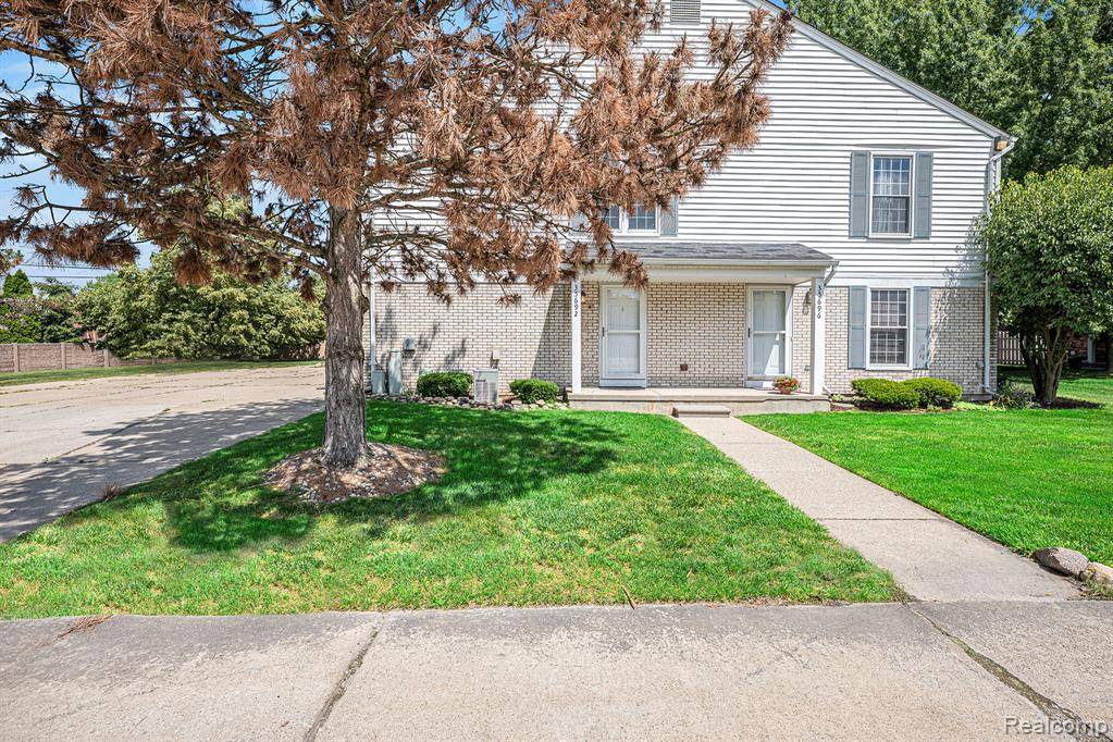 35692 Stillmeadow Lane, Clinton Twp, MI 48035