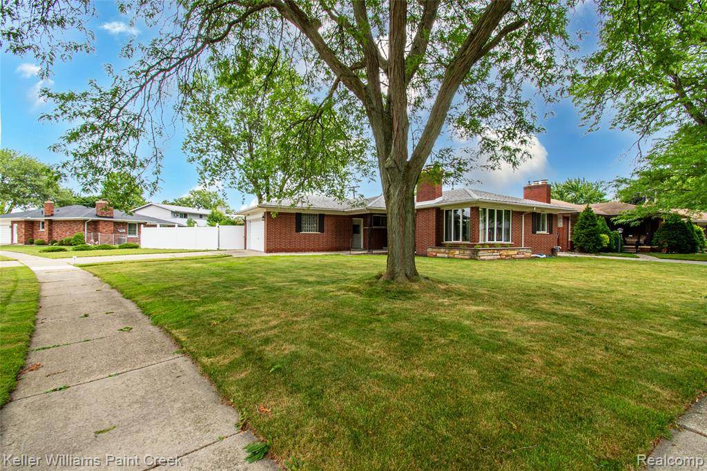 St. Clair Shores, MI 48082,21250 Evergreen Street