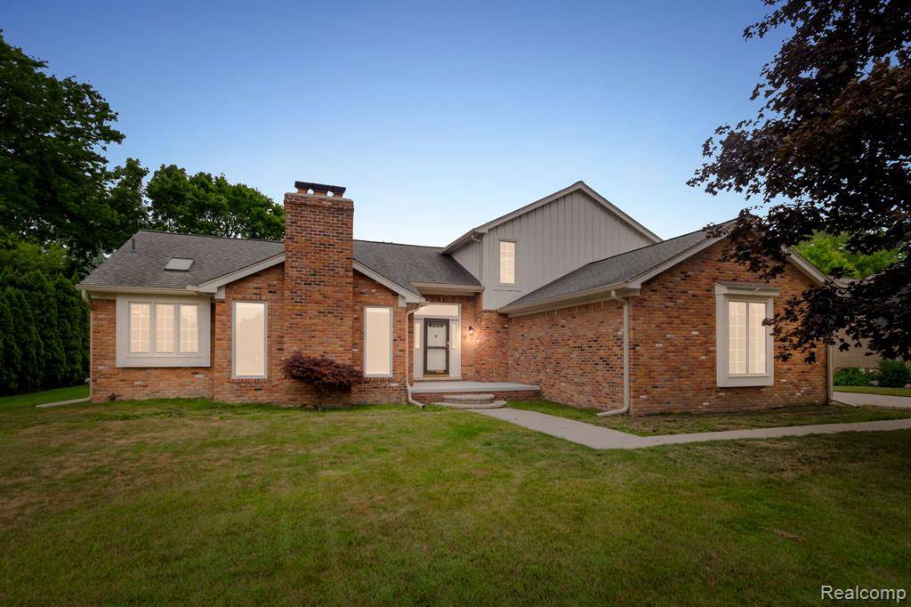 3565 Aynsley Drive, Rochester Hills, MI 48306
