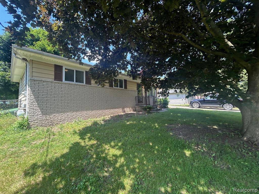 Rochester Hills, MI 48307,3900 Orchard View Avenue