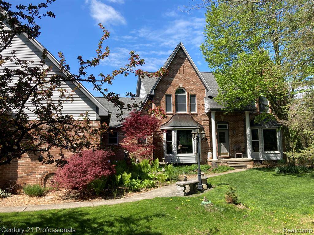 6279 7 Mile Road, Salem Twp, MI 48178
