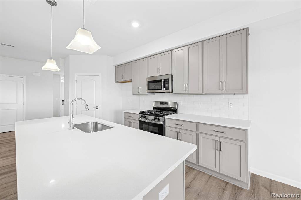 Saline Twp, MI 48176,1302 Salt Springs Drive