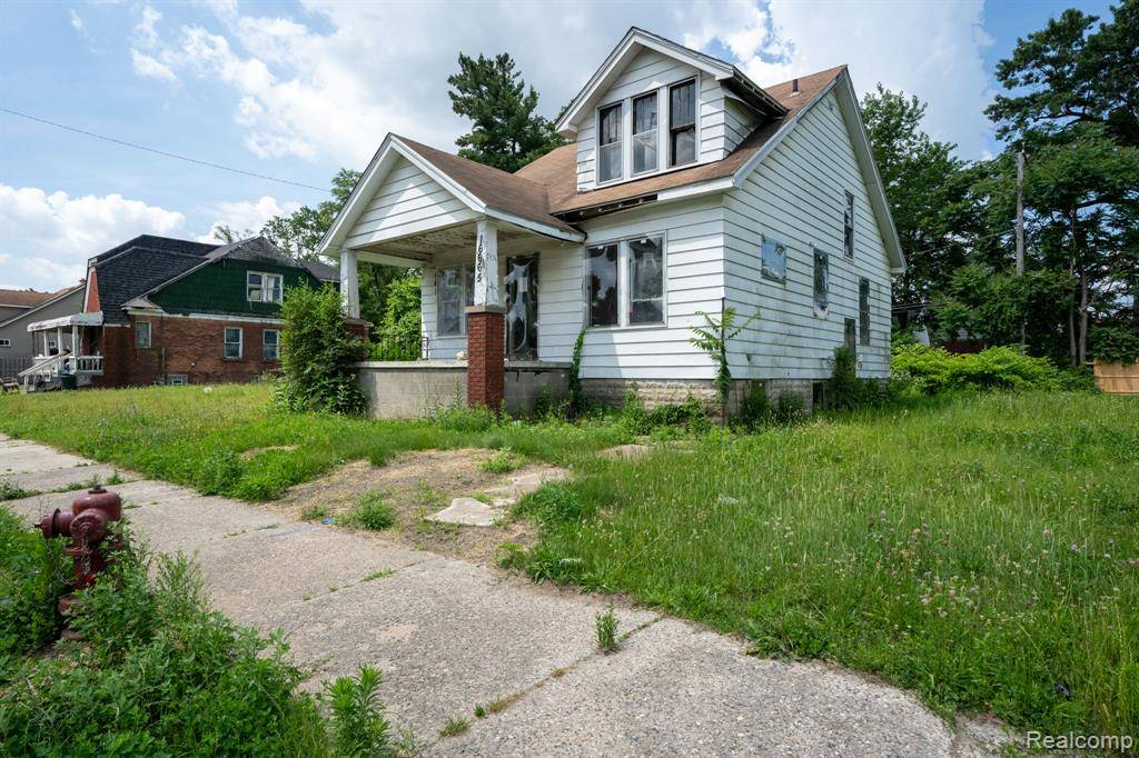 Detroit, MI 48221,16665 Tuller Street