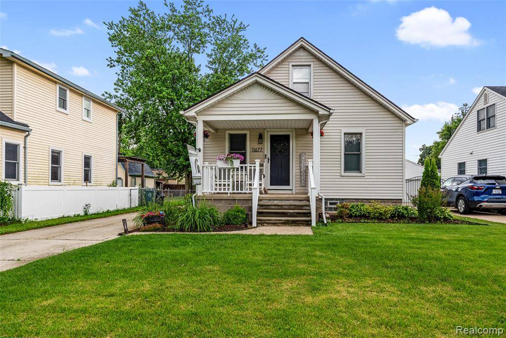 11677 Brownell Avenue, Plymouth, MI 48170