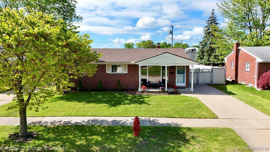 Livonia, MI 48154,31103 Roycroft Street