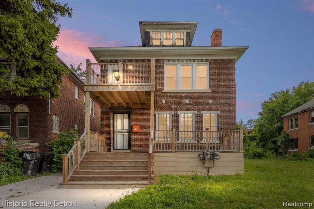 3000 Sturtevant, Wayne, MI 48206