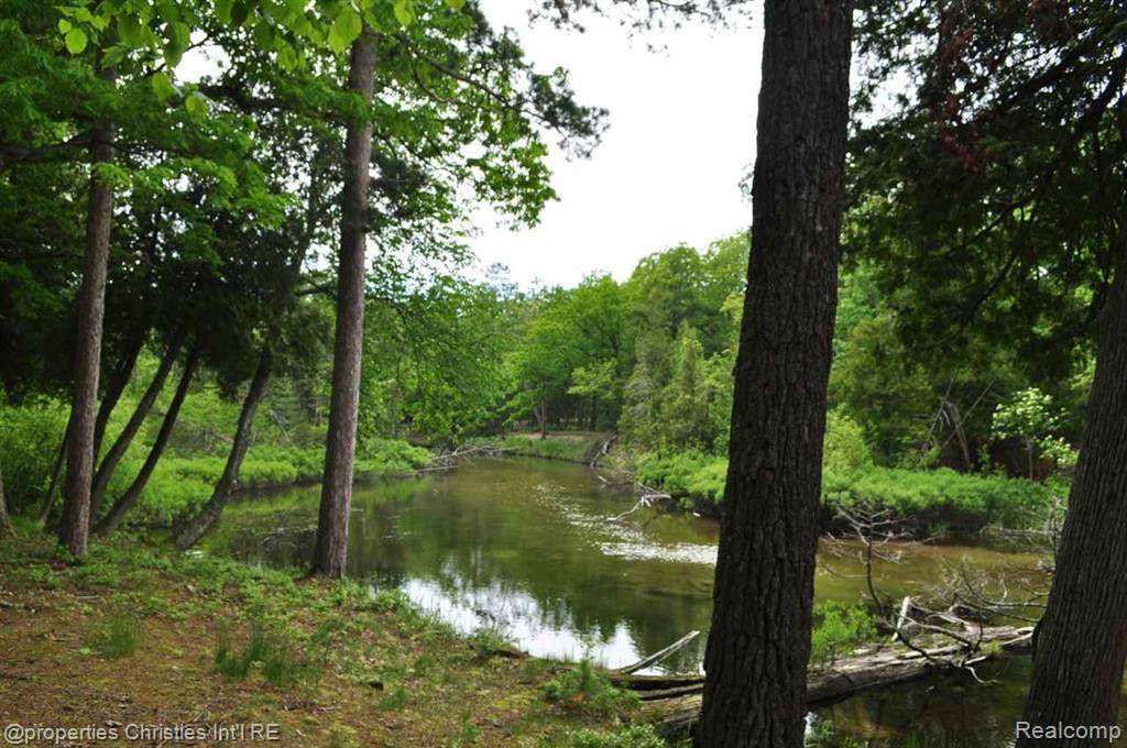 3 Millside, Glen Arbor Twp, MI 49636
