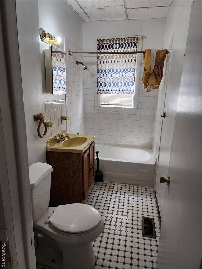 Hamtramck, MI 48212,3369 Comstock Flr# 1 Street