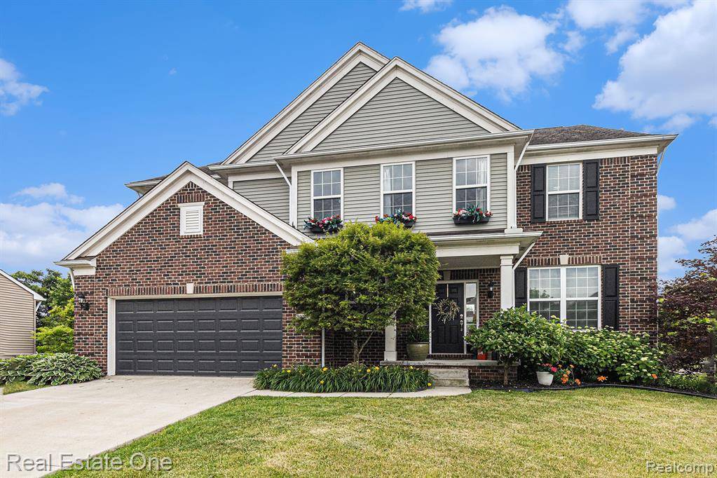 South Lyon, MI 48178,59141 Peters Barn Drive