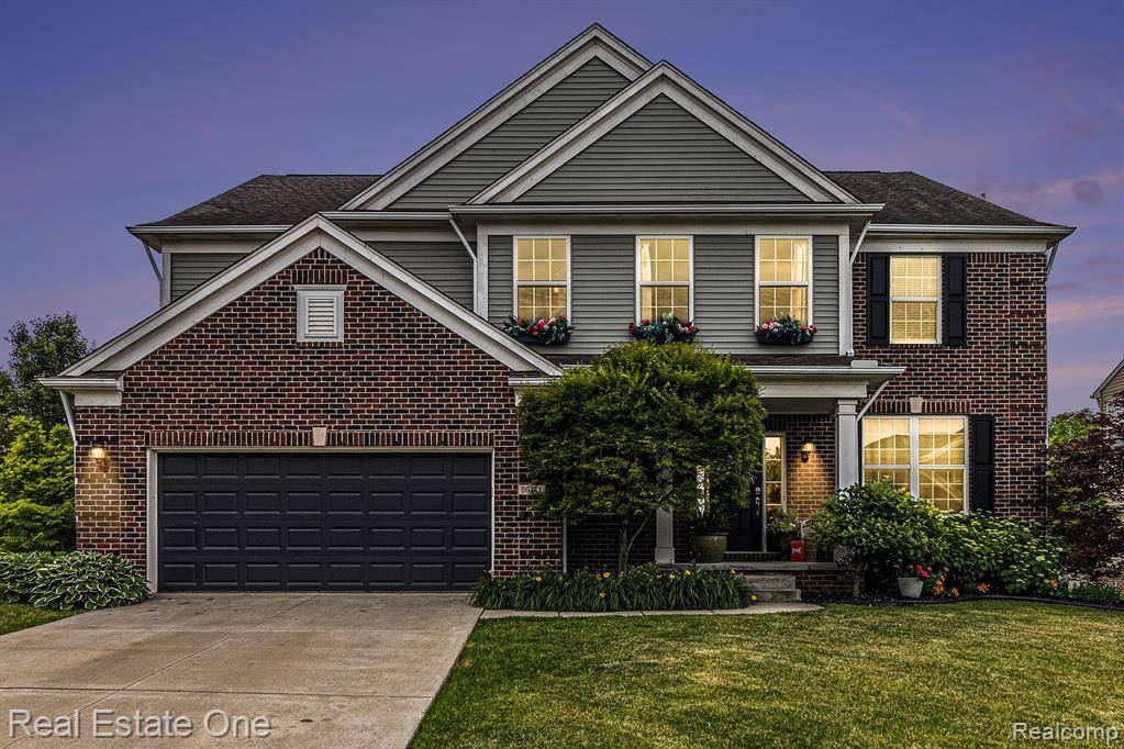 South Lyon, MI 48178,59141 Peters Barn Drive