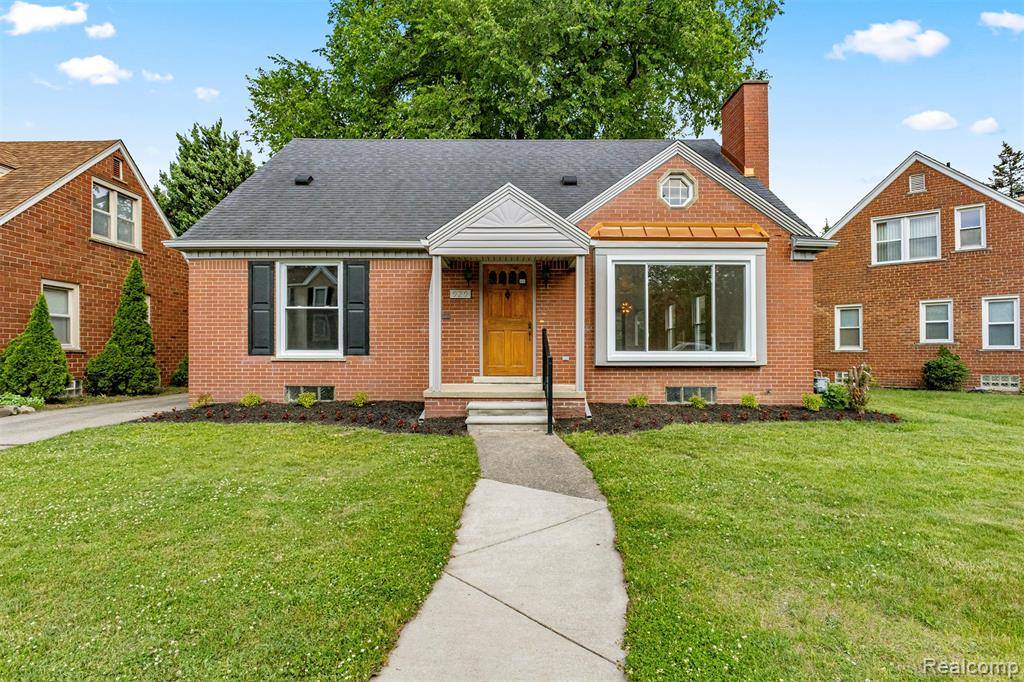 929 MERIDAN Street, Dearborn, MI 48124