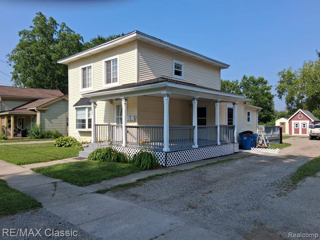 207 Washington Street, Holly Vlg, MI 48442
