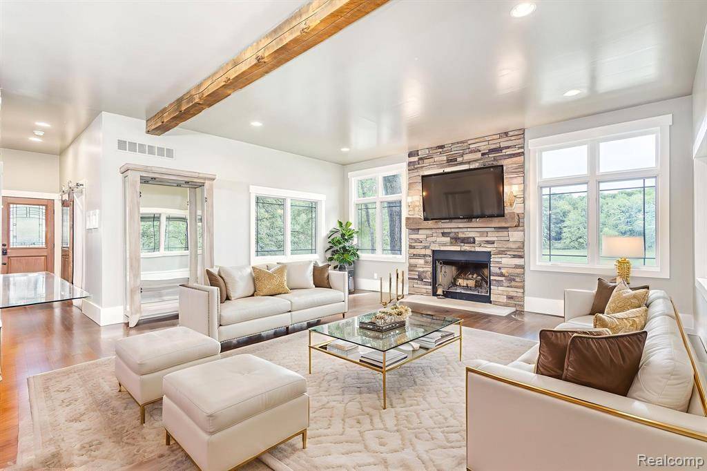 Highland Twp, MI 48357,2685 Fry Road